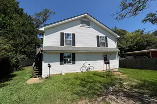 41 Victoria St, Commerce, GA 30529 - Photo 2