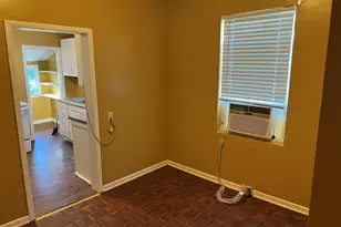 2011 Albany St, Brunswick, GA 31520 - Photo 4