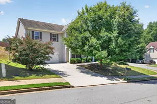 1202 Lincoln Ln, Braselton, GA 30517 - Photo 2