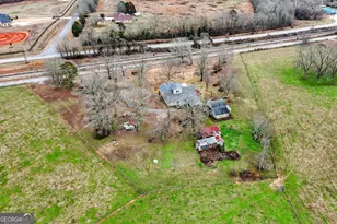 402 Tom Bell Rd, Milner, GA 30257 - Photo 68