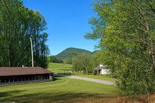 5013 Porter Springs Rd, Dahlonega, GA 30533 - Photo 2