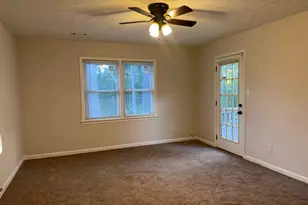 1052 Terance Ave, Jonesboro, GA 30238 - Photo 8