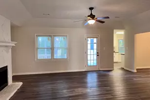 1052 Terance Ave, Jonesboro, GA 30238 - Photo 4