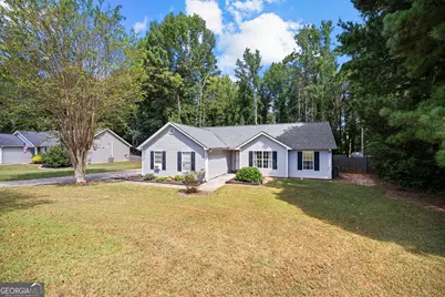 185 Hayward Bishop Way, Senoia, GA 30276 - Photo 2