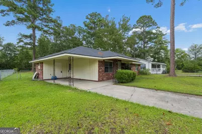 200 Becky Street, Hinesville, GA 31313 - Photo 4