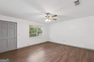 200 Becky St, Hinesville, GA 31313 - Photo 8