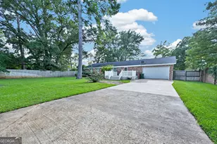 1629 Lowell Ln, Albany, GA 31707 - Photo 32
