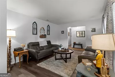 606 Tibet Avenue, Savannah, GA 31406 - Photo 6