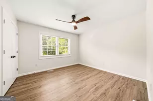 231 Suburban Dr, Kennesaw, GA 30144 - Photo 16