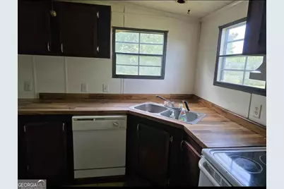 2768 Liberty Grove Church Rd, Wrightsville, GA 31096 - Photo 8