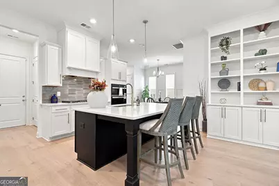 229 Scottsdale Drive, Marietta, GA 30064 - Photo 8
