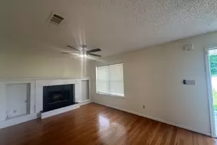 839 Tramore Dr, Stockbridge, GA 30281 - Photo 2