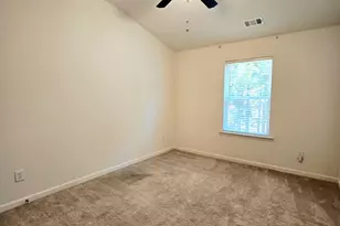 4402 Newfangle Rd, Stone Mountain, GA 30083 - Photo 16