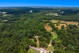 655 Old Hendry Church Rd, Canon, GA 30520 - Photo 22