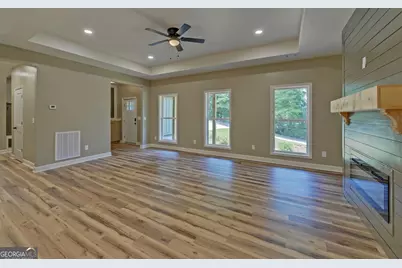 55 Wesley Circle, Toccoa, GA 30577 - Photo 8