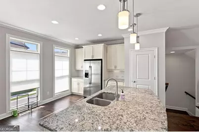 7850 Laurel Crest Drive, Johns Creek, GA 30024 - Photo 4