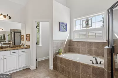 200 Yellowwood Drive, Sharpsburg, GA 30277 - Photo 24