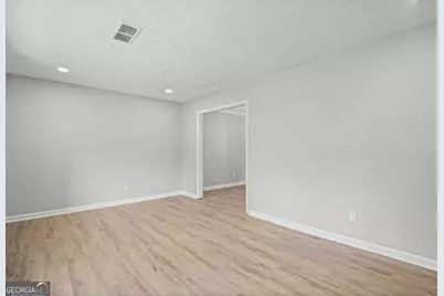 6883 Creekmoor Lane, Riverdale, GA 30296 - Photo 8