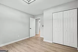 6883 Creekmoor Ln, Riverdale, GA 30296 - Photo 32