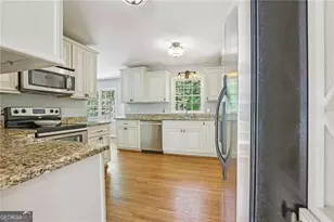 4683 Oberlin Way, Marietta, GA 30068 - Photo 14