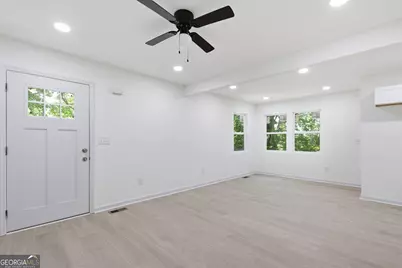 152 Toole Street, Clayton, GA 30525 - Photo 6