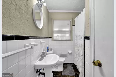 804 Rowland Road, Stone Mountain, GA 30083 - Photo 18