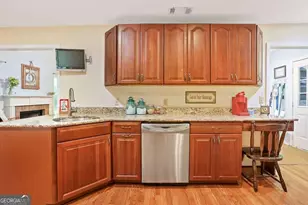 105 Farringdon Cir, Savannah, GA 31410 - Photo 14