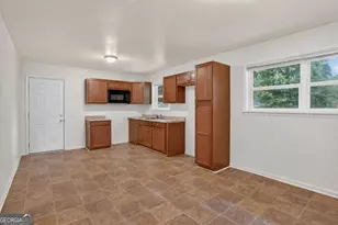 786 S Nottingham Rd, Jonesboro, GA 30236 - Photo 2