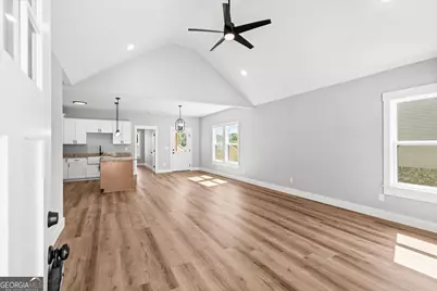 140 Washington Street, Dalton, GA 30721 - Photo 8