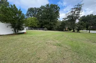 204 W 1st Ave, Sandersville, GA 31082 - Photo 16
