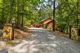 717 Evergreen Ln, Mineral Bluff, GA 30559 - Photo 6