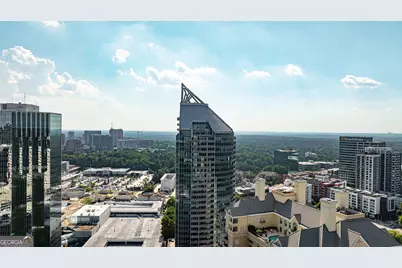 3338 Peachtree Road NE #2105, Atlanta, GA 30326 - Photo 2