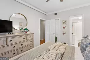 1207 River Green Dr NW, Atlanta, GA 30327 - Photo 10