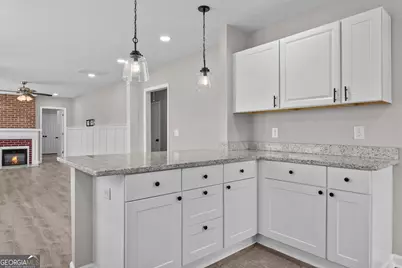 261 Lagrange Street, Newnan, GA 30263 - Photo 16