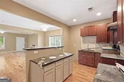 42 Weyman Avenue SW, Atlanta, GA 30315 - Photo 6