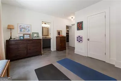 1055 Bellevue Drive NE, Atlanta, GA 30306 - Photo 44