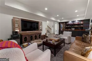 1055 Bellevue Dr NE, Atlanta, GA 30306 - Photo 46