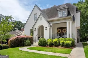 1055 Bellevue Dr NE, Atlanta, GA 30306 - Photo 2
