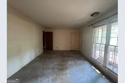 404 Debra Drive, Lagrange, GA 30240 - Photo 2