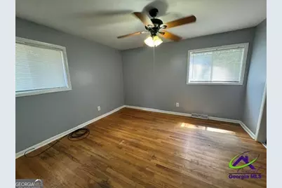 111 Glendale Court, Warner Robins, GA 31088 - Photo 4