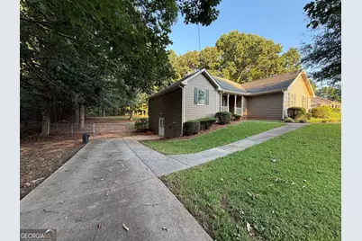 330 Fox Meadow Drive, Covington, GA 30016 - Photo 2