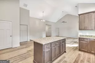 309 Kari Ln, Anderson, SC 29626 - Photo 4