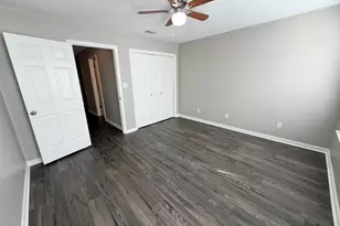 1015 Ridgefield Dr, Peachtree City, GA 30269 - Photo 4