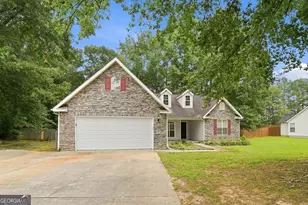 125 River View Ct, Hampton, GA 30228 - Photo 2