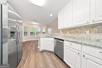 125 River View Court, Hampton, GA 30228 - Photo 4