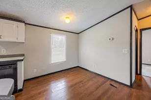 201 Valley Cir, Washington, GA 30673 - Photo 10