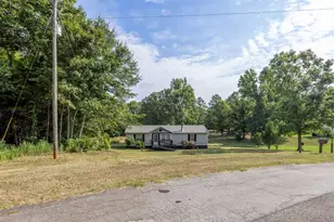 201 Valley Cir, Washington, GA 30673 - Photo 42
