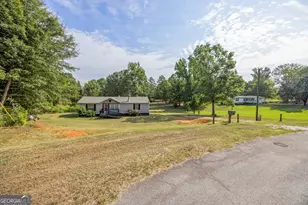 201 Valley Cir, Washington, GA 30673 - Photo 4