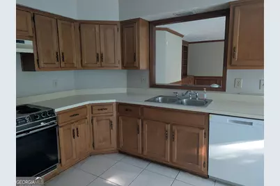 307 Korinna Court, Peachtree City, GA 30269 - Photo 2