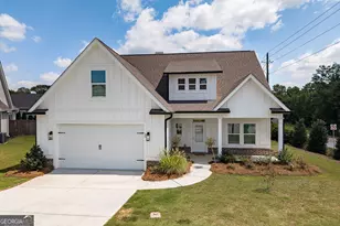 15 Richmond Dr, Statham, GA 30666 - Photo 1